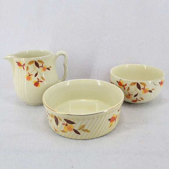Vintage Hall Autumn Leaf 3-Piece Set – Jewel‎ Tea Mary Dunbar - Picture 2 of 7
